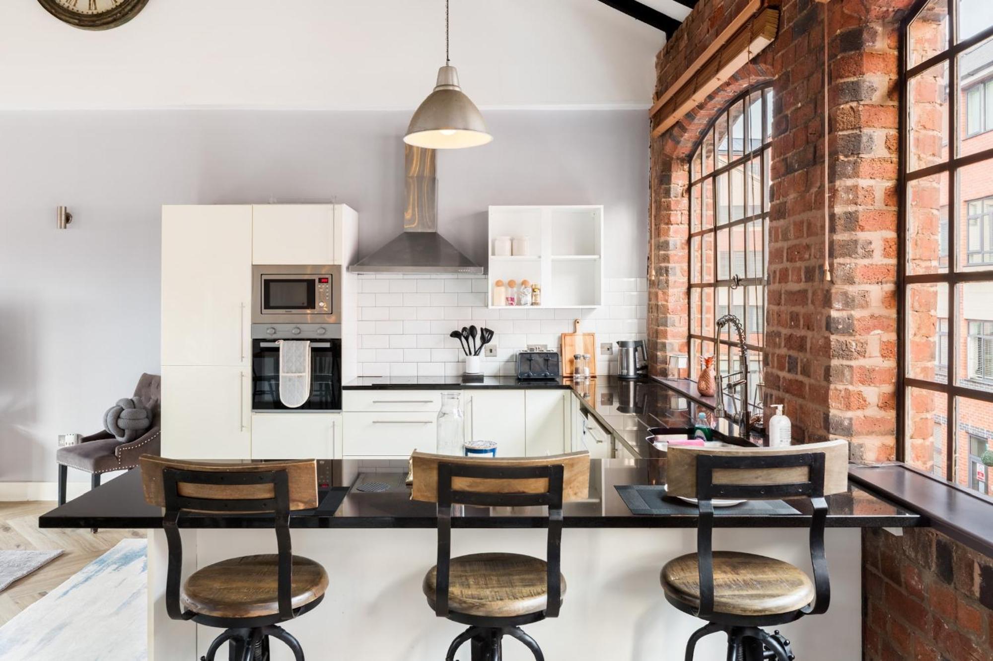 High End Luxury Townhouse In Jq, 4 Bedrooms, Flat Screen Tv In All Rooms, Free Parking, Near Birmingham City Centre Deposit Required Buitenkant foto
