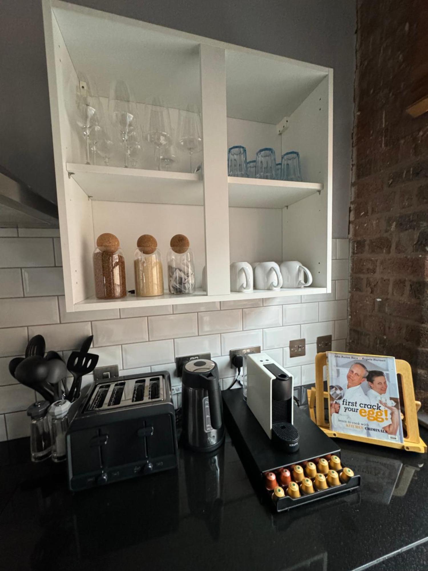 High End Luxury Townhouse In Jq, 4 Bedrooms, Flat Screen Tv In All Rooms, Free Parking, Near Birmingham City Centre Deposit Required Buitenkant foto